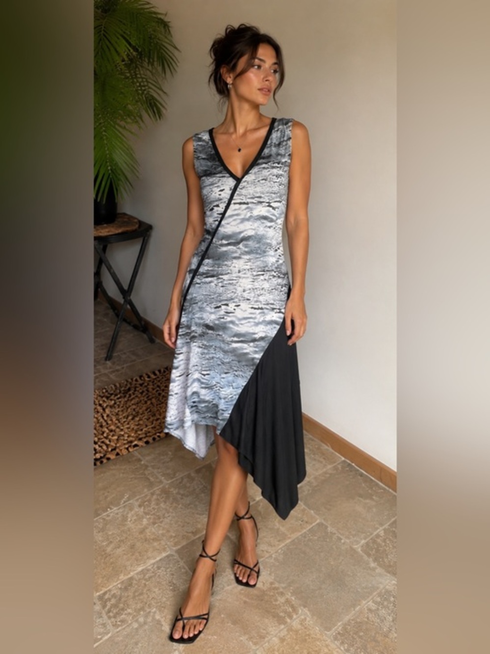 Suki + Solaine Dress Abstract Design Asymmetrical Hem XS
